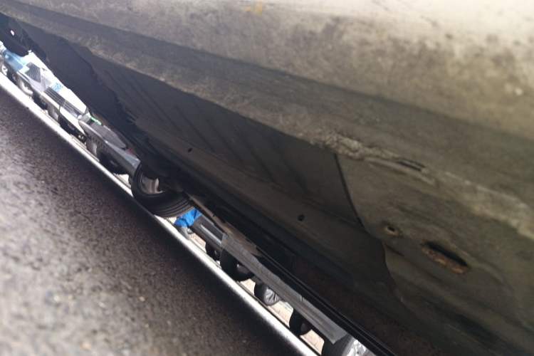 Used Peugeot 408 2013 2.0L Automatic Luxury Edition Chassis Front Right
