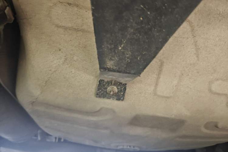 Used Peugeot 408 2013 2.0L Automatic Comfort Edition Chassis Rear