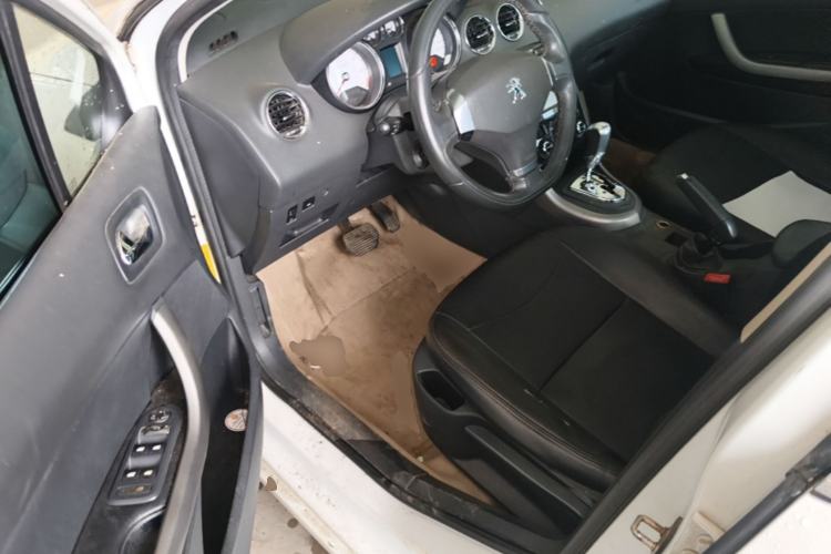 Used Peugeot 408 2013 2.0L Automatic Luxury Edition Driver Seat