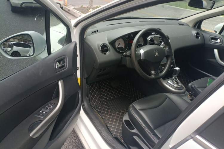 Used Peugeot 408 2013 2.0L Automatic Comfort Edition Driver Seat