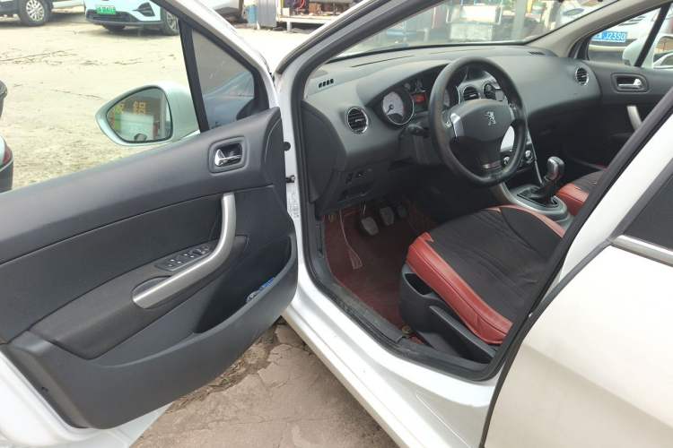 Used Peugeot 408 2013 1.6L Manual Comfort Edition Driver Seat