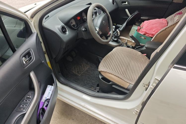 Used Peugeot 408 2013 2.0L Manual Comfort Edition Driver Seat