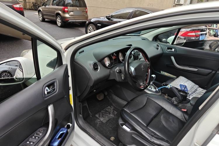 Used Peugeot 408 2013 2.0L Automatic Comfort Edition Driver Seat