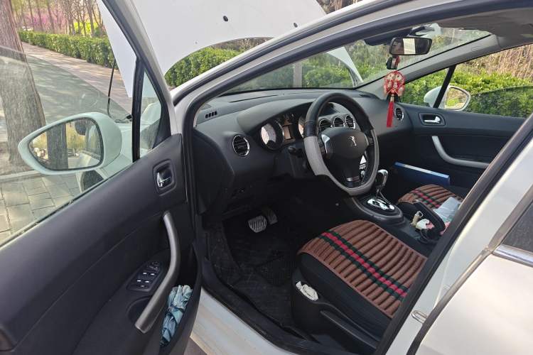 Used Peugeot 408 2013 2.0L Automatic Luxury Edition Driver Seat