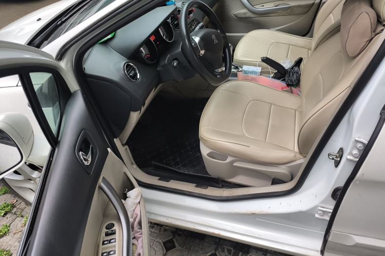 Used Peugeot 408 2013 2.0L Automatic Comfort Edition Driver Seat