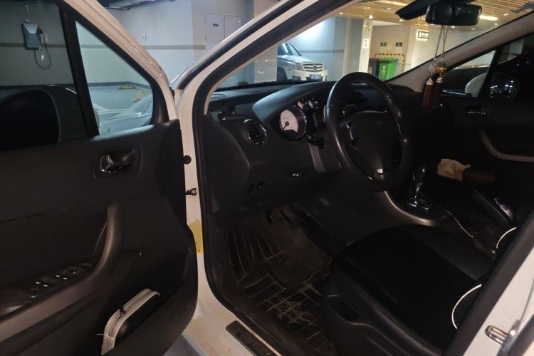 Used Peugeot 408 2013 2.0L Automatic Comfort Edition Driver Seat