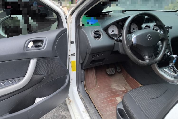 Used Peugeot 408 2013 2.0L Automatic Comfort Edition Driver Seat