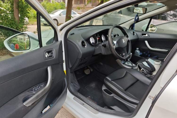 Used Peugeot 408 2013 2.0L Automatic Comfort Edition Driver Seat