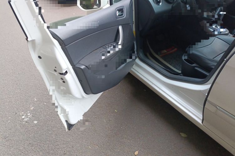 Used Peugeot 408 2013 2.0L Automatic Luxury Edition Driver Seat