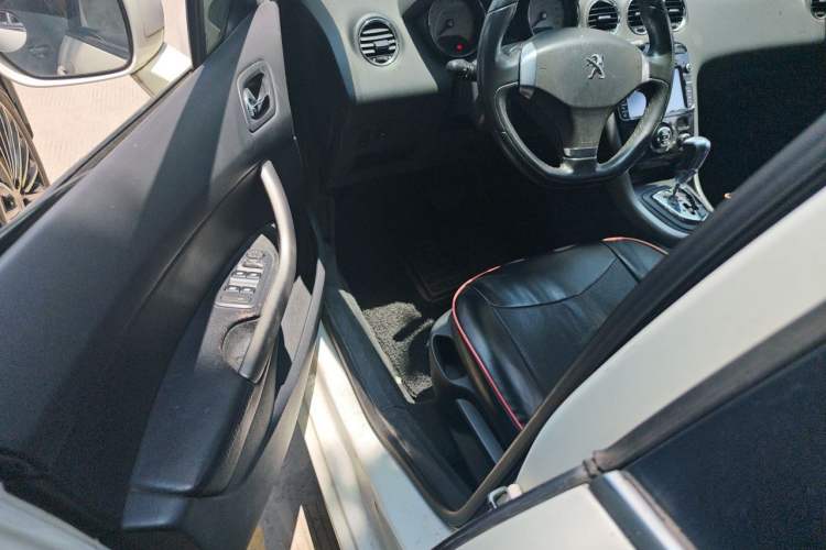 Used Peugeot 408 2013 2.0L Automatic Luxury Edition Driver Seat