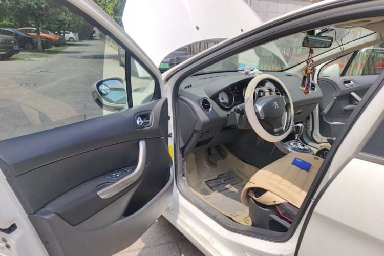 Used Peugeot 408 2013 2.0L Automatic Comfort Edition Driver Seat