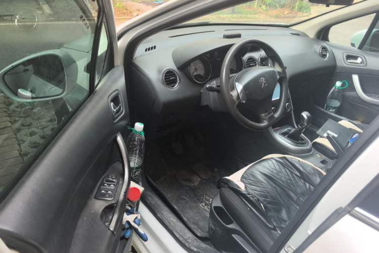 Used Peugeot 408 2013 1.6L Manual Comfort Edition Driver Seat