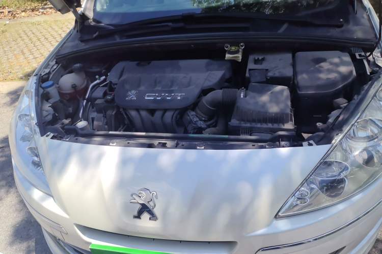 Used Peugeot 408 2013 2.0L Automatic Comfort Edition Engine Bay