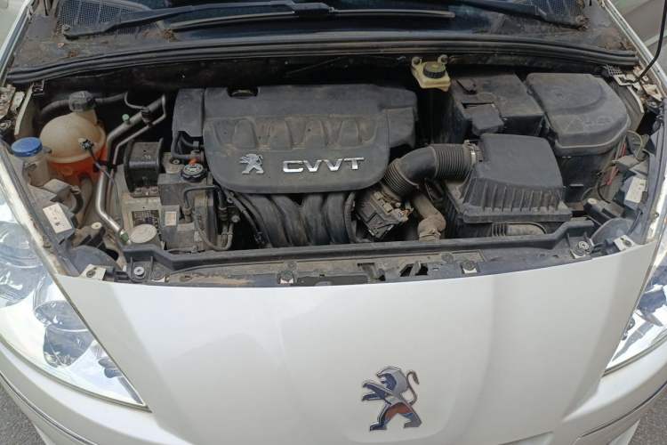 Used Peugeot 408 2013 2.0L Automatic Comfort Edition Engine Bay