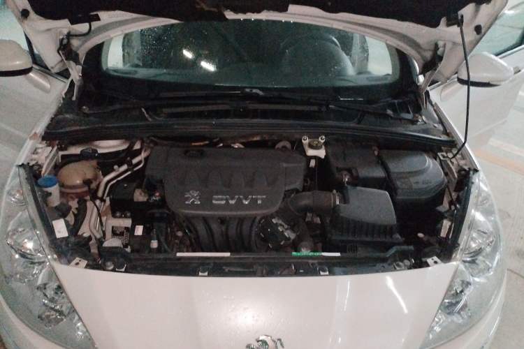 Used Peugeot 408 2013 2.0L Automatic Comfort Edition Engine Bay