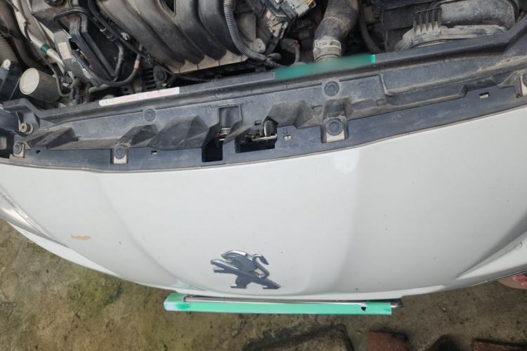 Used Peugeot 408 2013 2.0L Automatic Luxury Edition Engine Bay