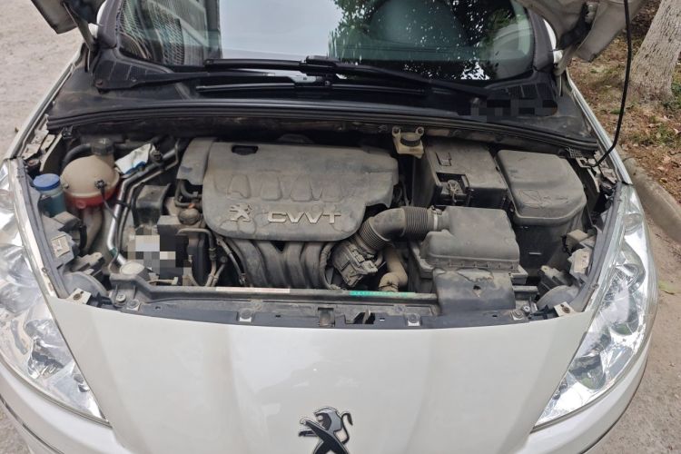 Used Peugeot 408 2013 2.0L Manual Comfort Edition Engine Bay