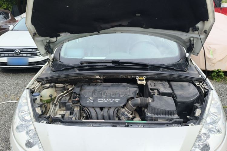 Used Peugeot 408 2013 2.0L Automatic Comfort Edition Engine Bay