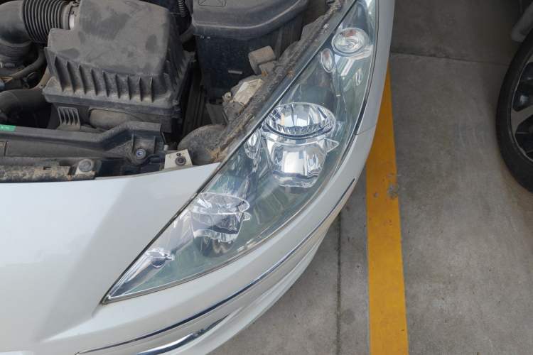 Used Peugeot 408 2013 2.0L Automatic Luxury Edition Engine Bay Left