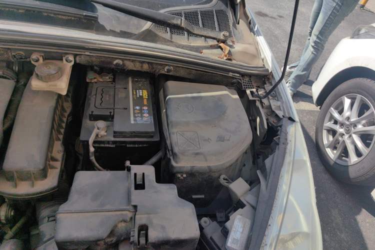 Used Peugeot 408 2013 1.6L Automatic Comfort Edition Engine Bay Left