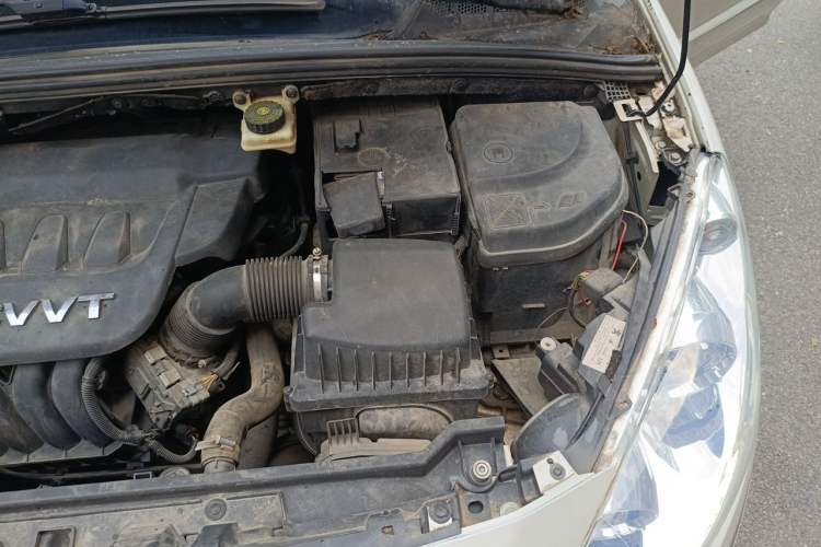 Used Peugeot 408 2013 2.0L Automatic Comfort Edition Engine Bay Left