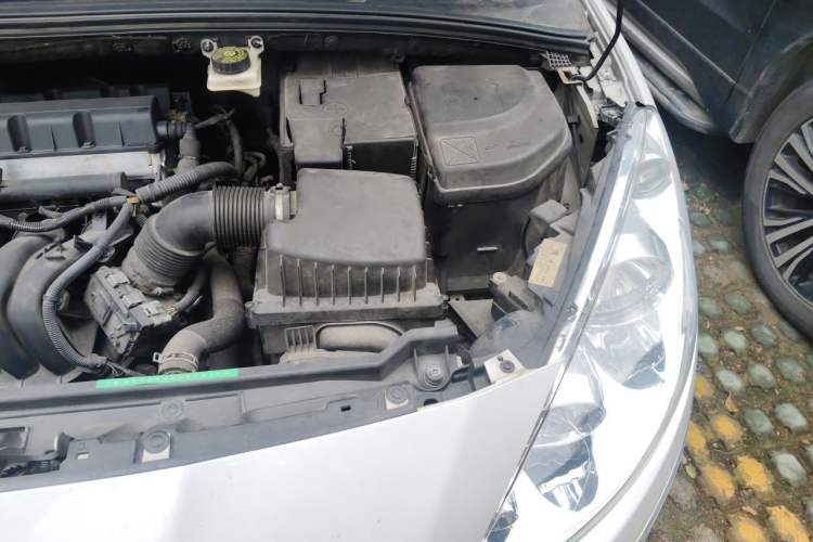 Used Peugeot 408 2013 2.0L Automatic Luxury Edition Engine Bay Left