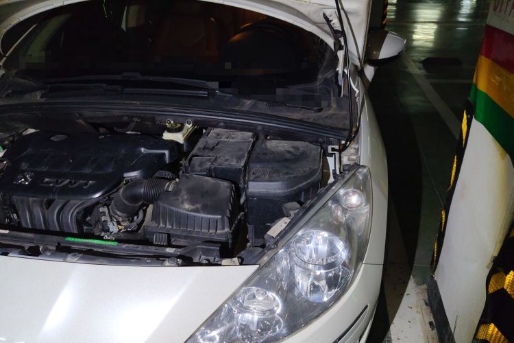 Used Peugeot 408 2013 2.0L Automatic Comfort Edition Engine Bay Left