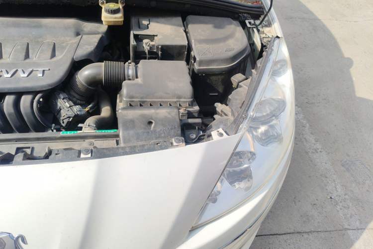 Used Peugeot 408 2013 2.0L Manual Comfort Edition Engine Bay Left