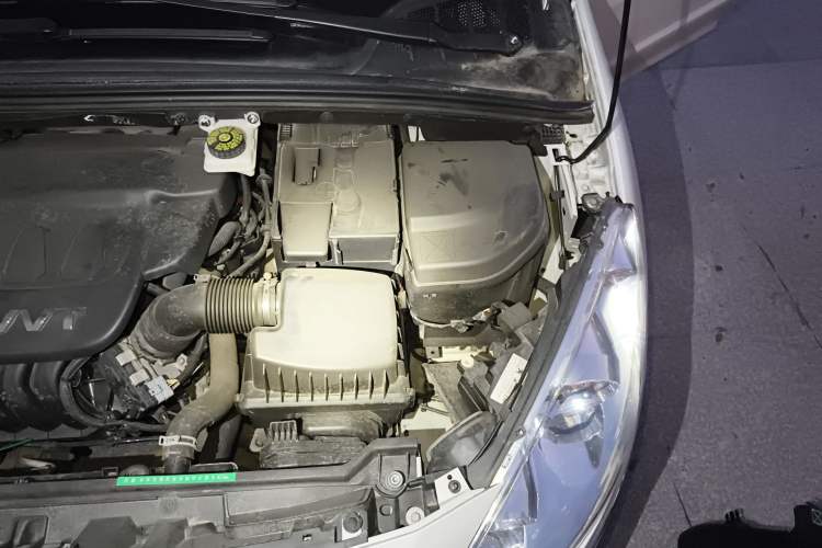 Used Peugeot 408 2013 2.0L Automatic Comfort Edition Engine Bay Left