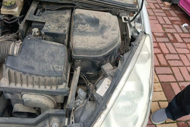 Used Peugeot 408 2013 2.0L Automatic Comfort Edition Engine Bay Left
