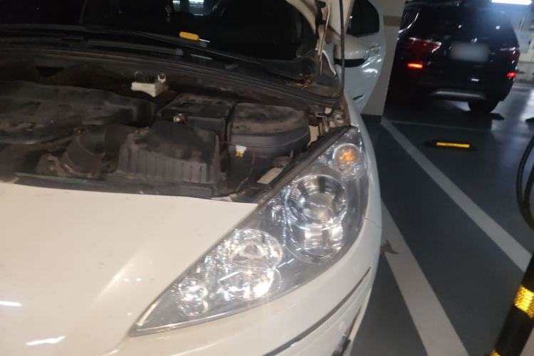 Used Peugeot 408 2013 2.0L Automatic Comfort Edition Engine Bay Left