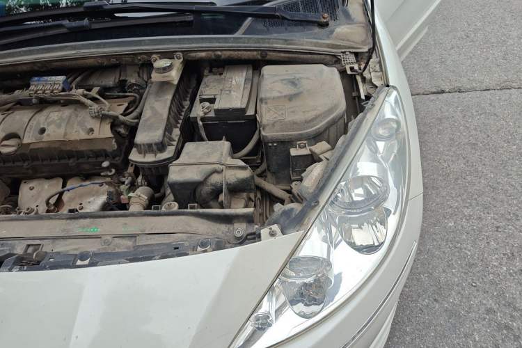 Used Peugeot 408 2013 1.6L Automatic Comfort Edition Engine Bay Left