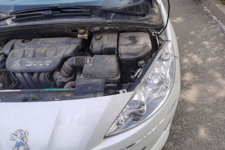 Used Peugeot 408 2013 2.0L Manual Comfort Edition Engine Bay Left