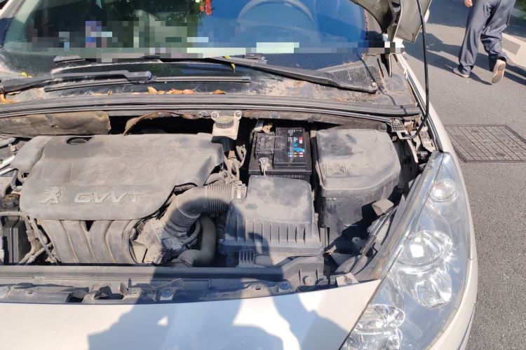 Used Peugeot 408 2013 2.0L Automatic Comfort Edition Engine Bay Left