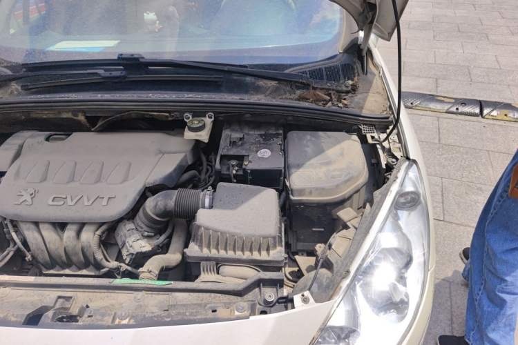 Used Peugeot 408 2013 2.0L Automatic Comfort Edition Engine Bay Left