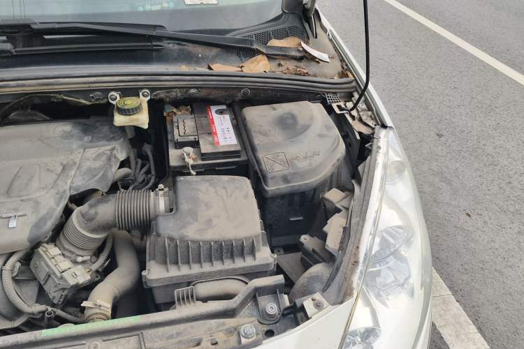 Used Peugeot 408 2013 2.0L Automatic Comfort Edition Engine Bay Left