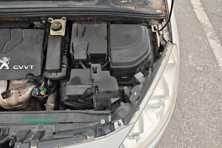 Used Peugeot 408 2013 1.6L Manual Comfort Edition Engine Bay Left
