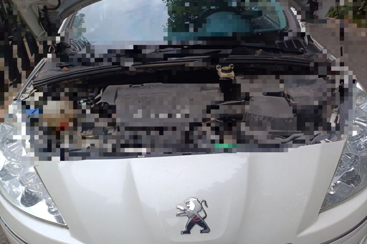 Used Peugeot 408 2013 2.0L Automatic Luxury Edition Engine Bay