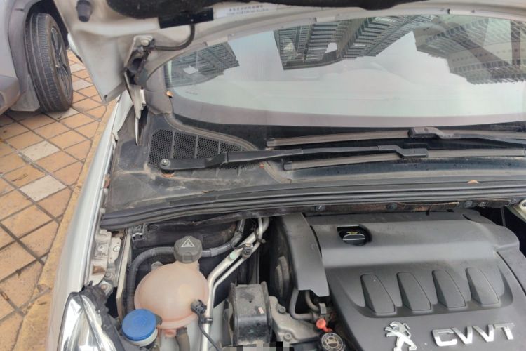 Used Peugeot 408 2013 2.0L Automatic Luxury Edition Engine Bay Right