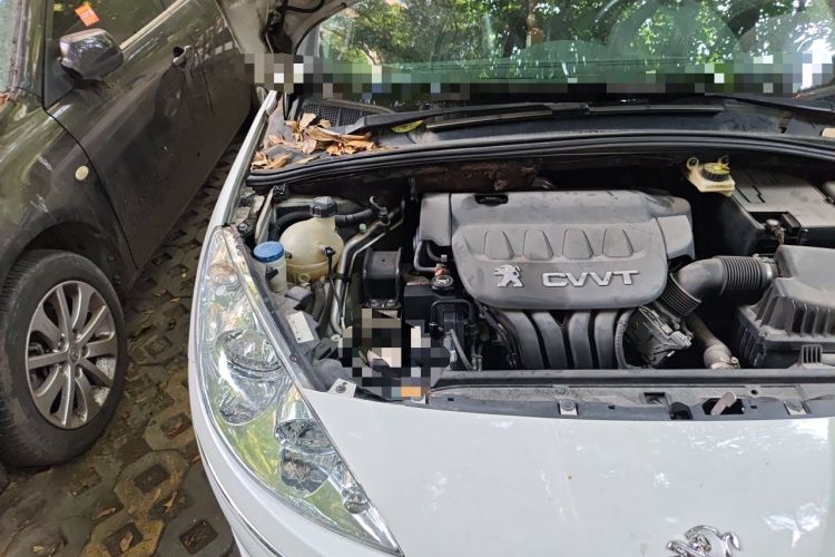 Used Peugeot 408 2013 2.0L Automatic Comfort Edition Engine Bay Right