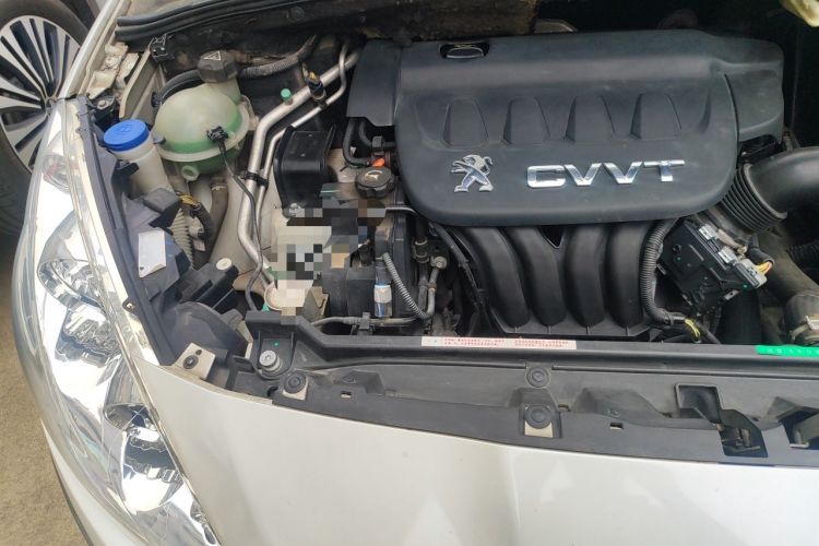 Used Peugeot 408 2013 2.0L Automatic Comfort Edition Engine Bay Right