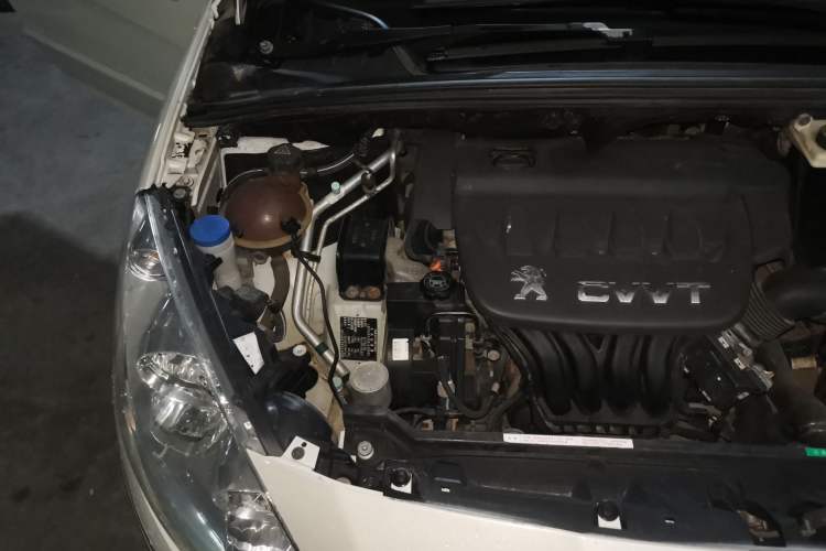 Used Peugeot 408 2013 2.0L Automatic Comfort Edition Engine Bay Right