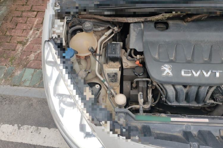 Used Peugeot 408 2013 2.0L Automatic Comfort Edition Engine Bay Right