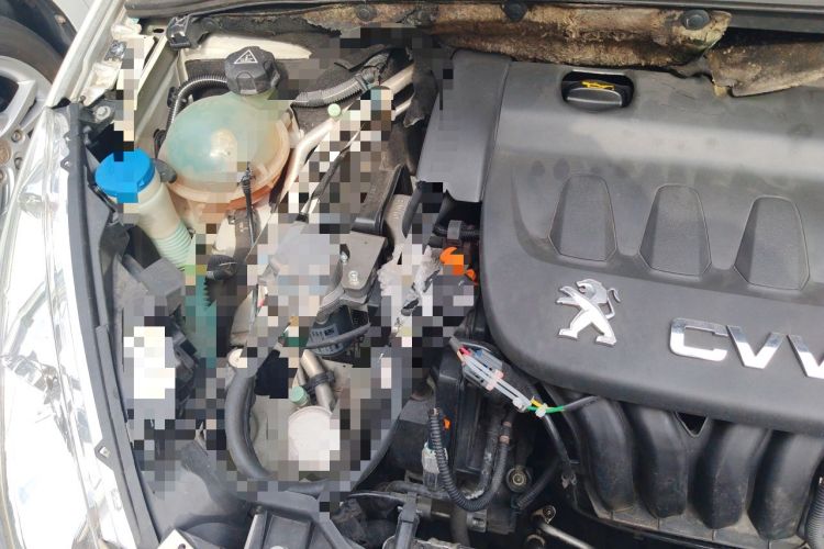 Used Peugeot 408 2013 2.0L Automatic Luxury Edition Engine Bay Right