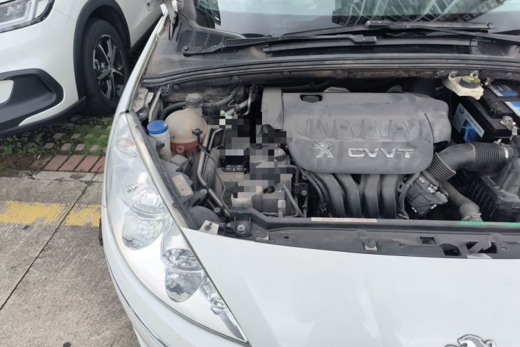 Used Peugeot 408 2013 2.0L Connected Car Luxury Edition Engine Bay Right