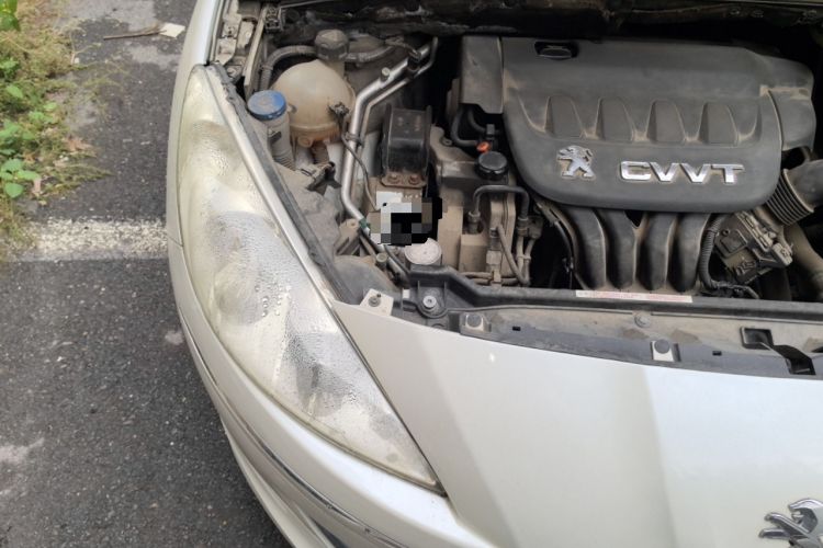 Used Peugeot 408 2013 2.0L Automatic Comfort Edition Engine Bay Right