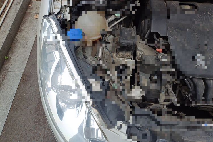 Used Peugeot 408 2013 2.0L Automatic Luxury Edition Engine Bay Right