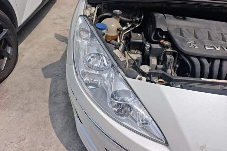 Used Peugeot 408 2013 2.0L Automatic Luxury Edition Engine Bay Right