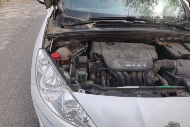 Used Peugeot 408 2013 2.0L Manual Comfort Edition Engine Bay Right