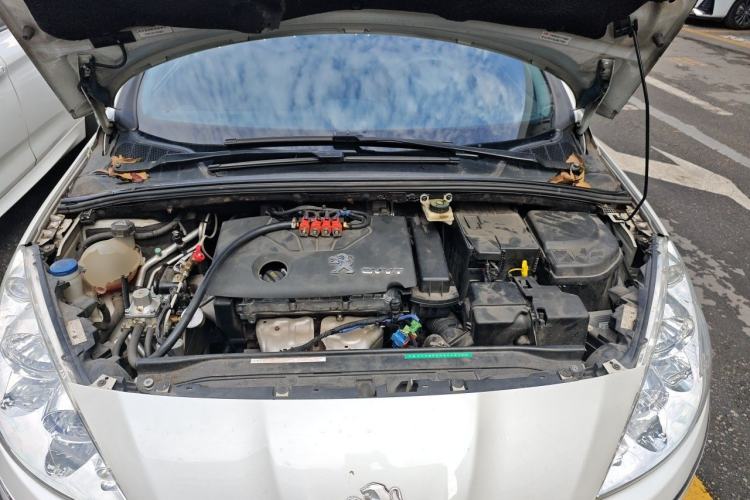 Used Peugeot 408 2013 1.6L Manual Comfort Edition Engine Bay